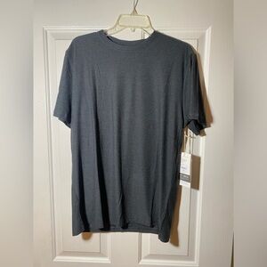 Vuori Strato Tech Charcol Heather Crew Neck Short Sleeve Tee Size Large